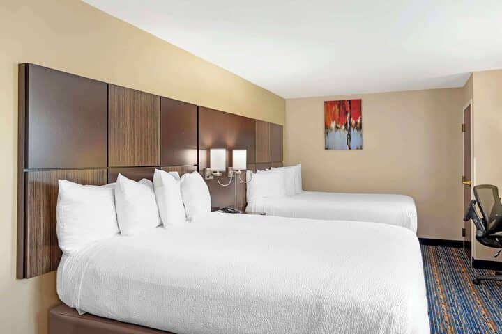 Room 10 of 41