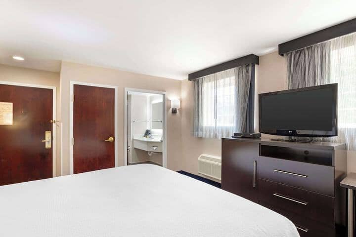 Room 14 of 41